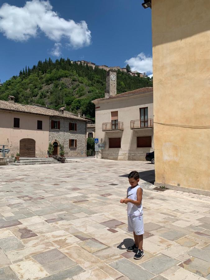 Residence Il Giardino Sul Fiume Nera チェッレート・ディ・スポレート エクステリア 写真